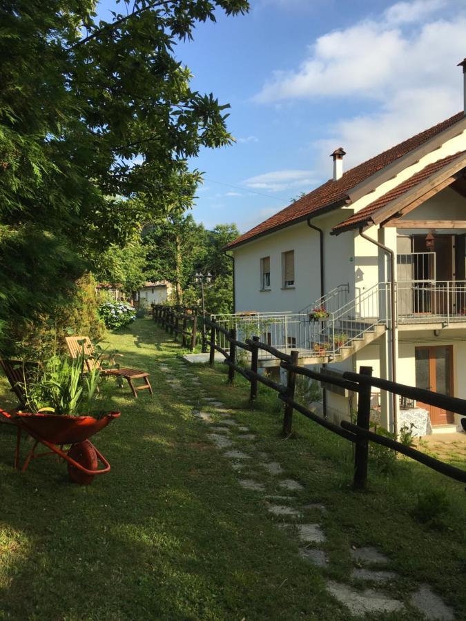 Bb Andre' Bed & Breakfast Vara Superiore ภายนอก รูปภาพ